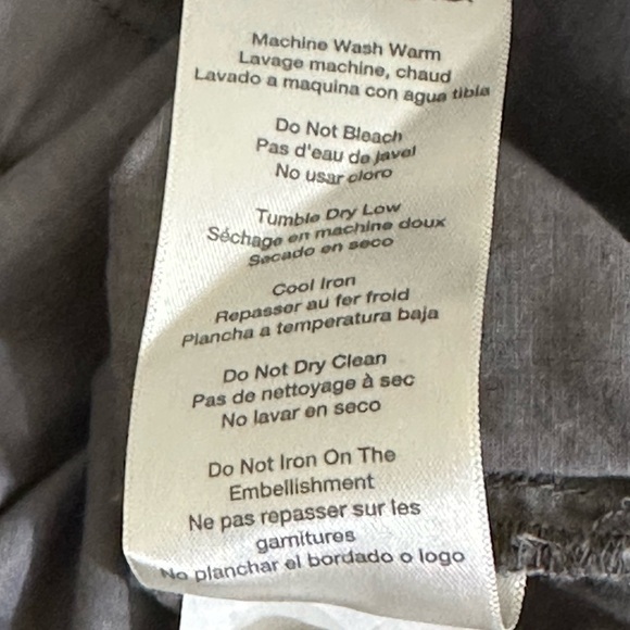 Merrell sz med top gray/green drawstring waist Tab and button roll up sleeve - Picture 11 of 12